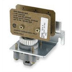 P658B1012 - Panel Mounted Pneumatic / Electric Switch (10 psi)