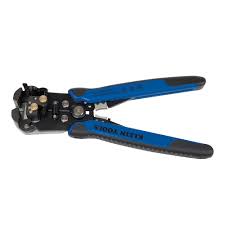 11061 - Self-Adjusting Wire Stripper/Cutter